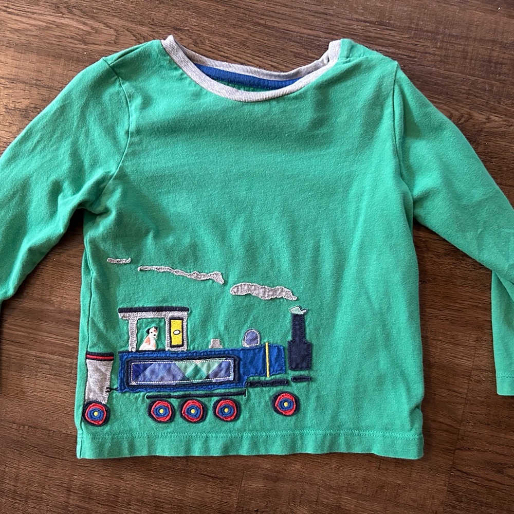 Baby Boden (lift the flap) winter train longsleeve shirt 2-3 Years